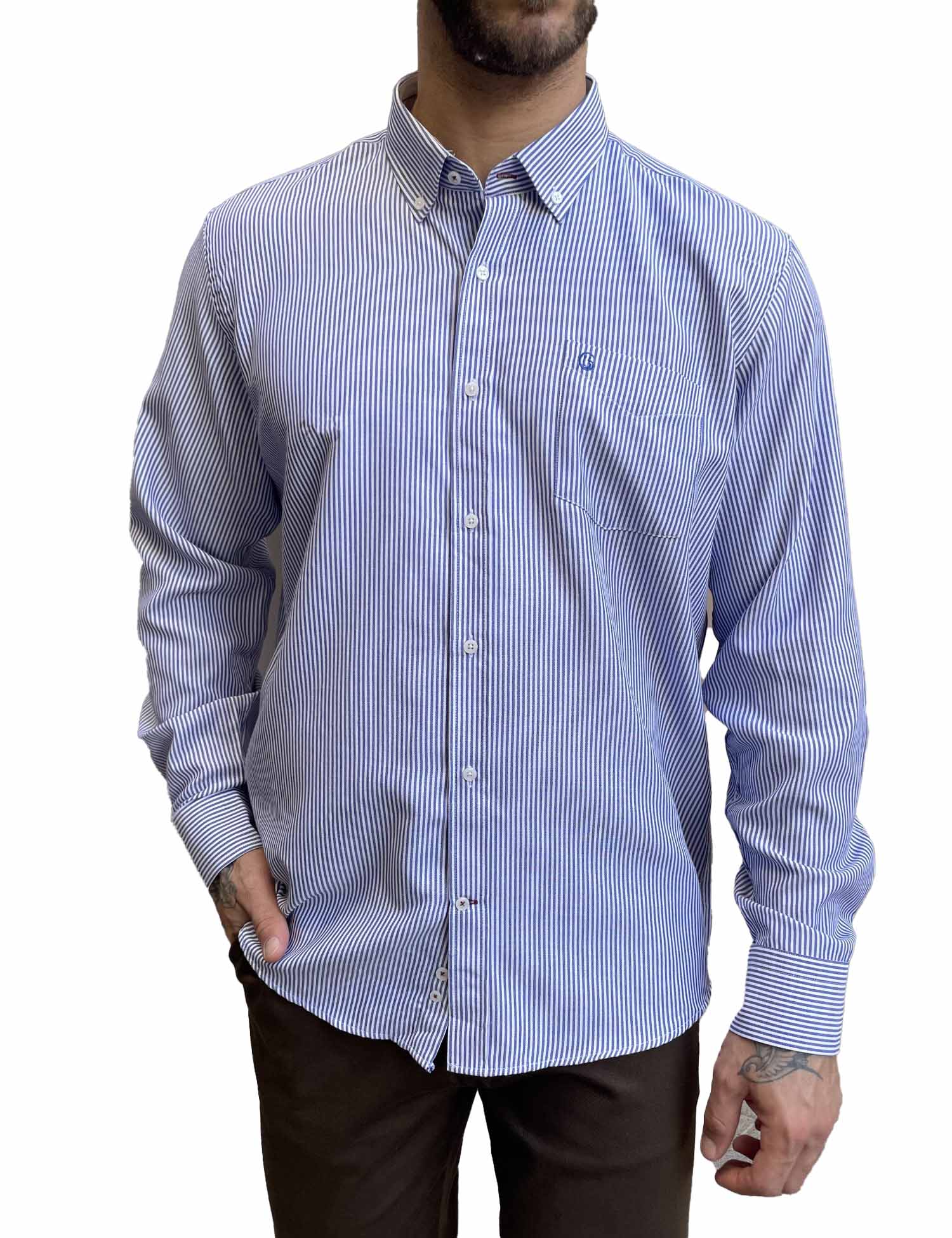 Ανδρικό μπλε ριγέ πουκάμισο με γιακά και τσέπη στο στήθος 562 φωτογραφία